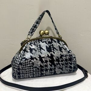 Iridescent Cowhide Leather Handmade Retro Style Kisslock Bag, Multi Use Style